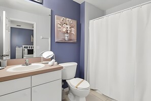 Hair dryer, towels - 3 Bd / 2,5 Ba / Sleeps 08/ Terra Verde Resort (Kissimmee)