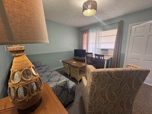 Living area - Monterey Motel - Guest Room 2 @ Beach Access 8, Pool, Free WiFi (Panama City Beach)