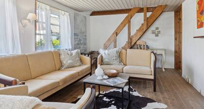 The Cozy Cottage – Charming Holiday Home near the North Sea