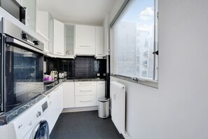 Refrigerador, microondas y horno 