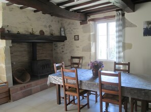 Dining - Holiday Home “Joli Gîte à la Campagne” with Private Garden (Gondrin)