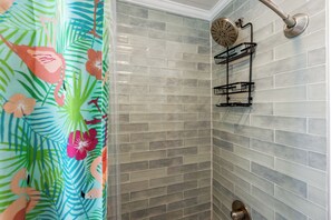 Hair dryer - The Way Back: Cozy Cottage Steps to Beach + Hot Tub + Coffee with Private Suite (Kill Devil Hills)