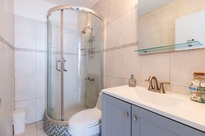 Apartment | 4 bedrooms - Isla Verde Oceanview 4BR With Private Beach Access (Carolina)