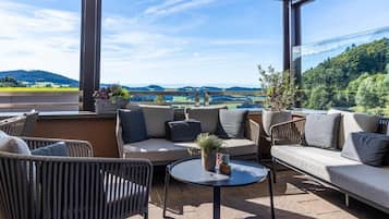 Deluxe Double Room | Property grounds