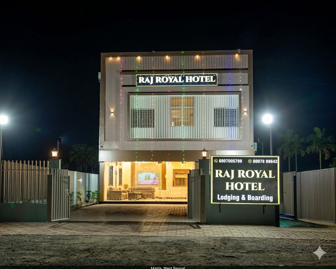 Front of property - evening/night