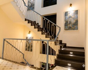 Interior - Raj Royal Hotel (Nagpur)