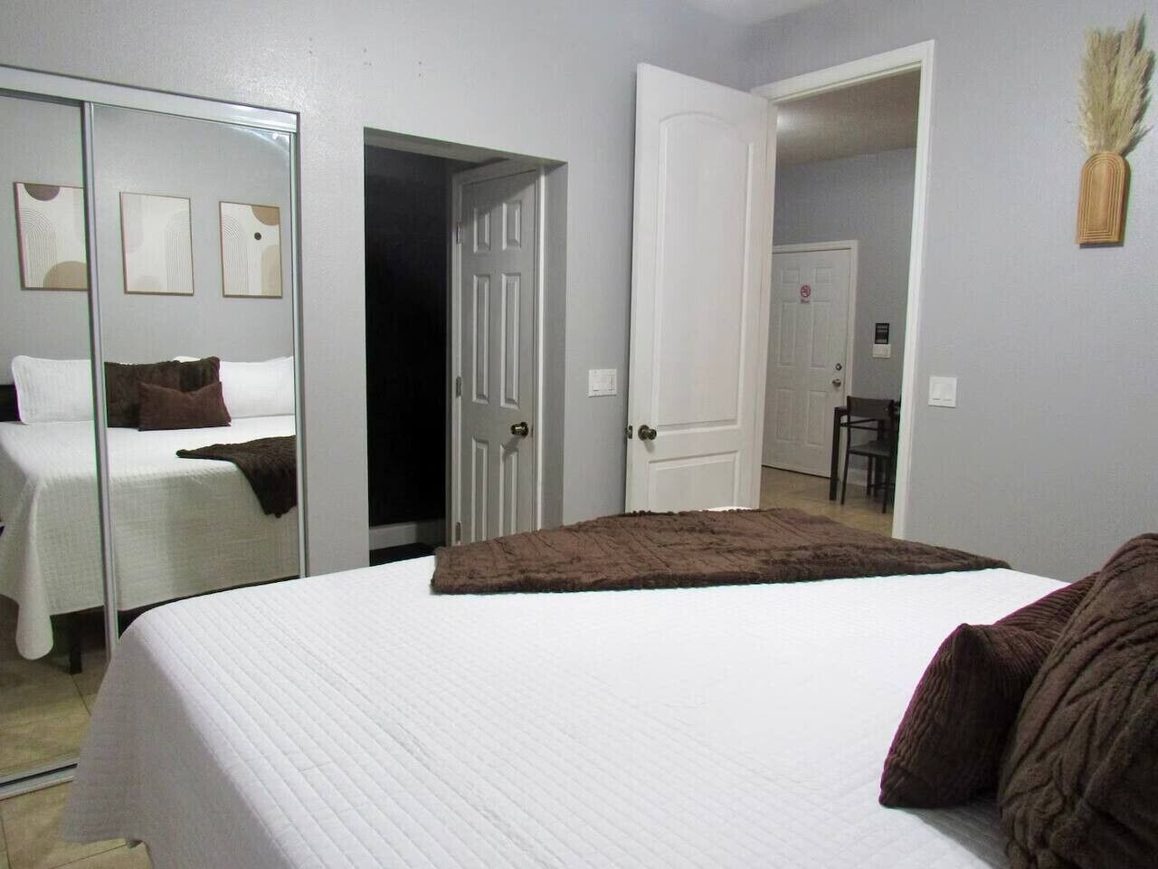 Wifi y ropa de cama