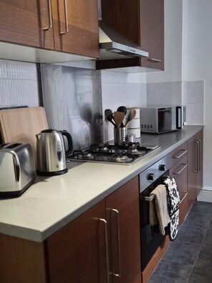 Private kitchen - Cosy Victorian Townhouse (Peterborough)