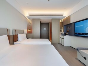 Superior Room, 2 Twin Beds | Down comforters, pillowtop beds, free minibar, laptop workspace - Novotel Zibo New Hongcheng (Zibo)