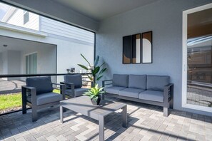 Terrace/patio - 10br Themed Villa w/ Pool Windsor Cay (Clermont)