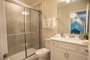 Bathroom - 10br Themed Villa w/ Pool Windsor Cay (Clermont)