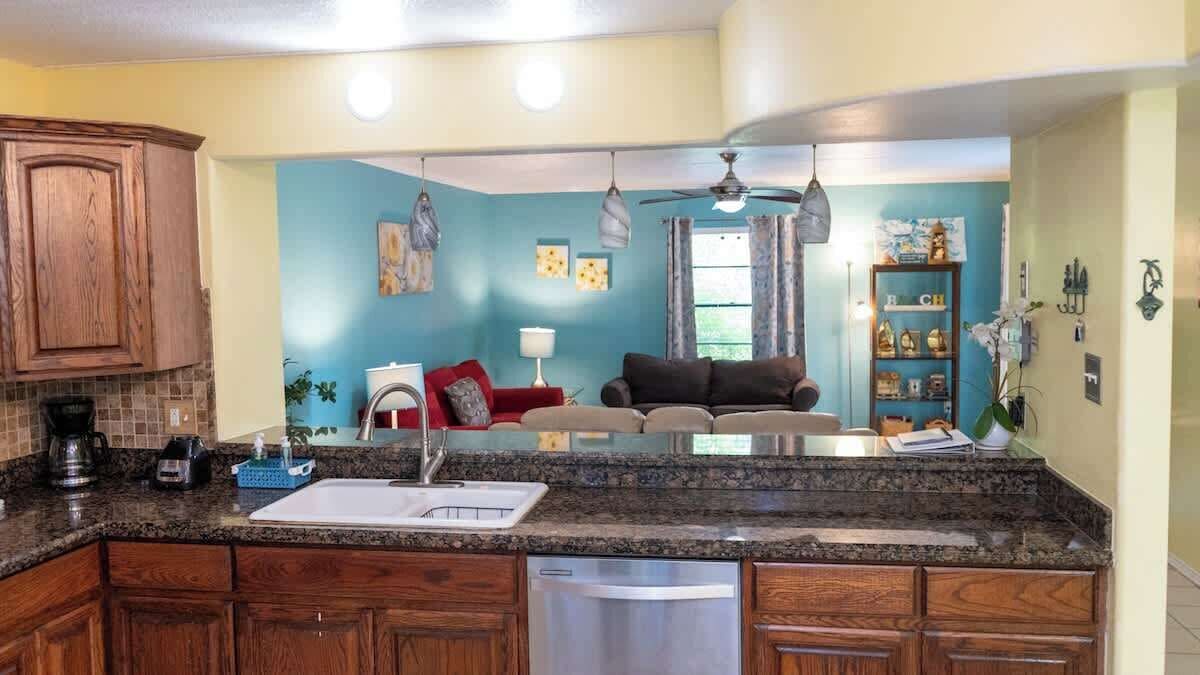 Condo, nhiều giường, sân hiên, quang cảnh vườn (Habitat) | Nội thất