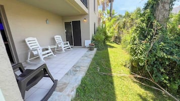 Apartment, Mehrere Betten, Terrasse, Gartenblick (Habitat) | Ausblick vom Zimmer