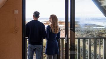 House, Ocean View | Balcony view