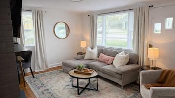 TV, fireplace, offices