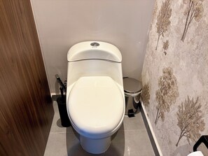 Shower, hair dryer, towels, toilet paper - Luxury and Modern apartment in El Poblado/AC/Alexa (Medellín)