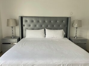 4 bedrooms, iron/ironing board, WiFi, bed sheets - Beautiful comfortable home with swimming pool (Mérida)