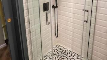 Apartment, 1 Bedroom | Bathroom