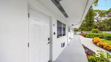 Studio | Exterior detail