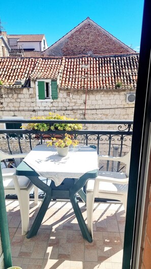 Outdoor dining - Villa Split Art - Pistacio apt (Split)