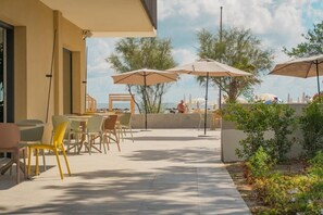 Outdoor dining - Playa Dorada Residence (Lido di Pomposa)