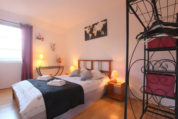 1 bedroom, iron/ironing board, WiFi - Le cottage d'Honfleur, apartment with parking! (Honfleur)