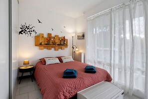 1 chambre, fer et planche à repasser, Wi-Fi, draps fournis