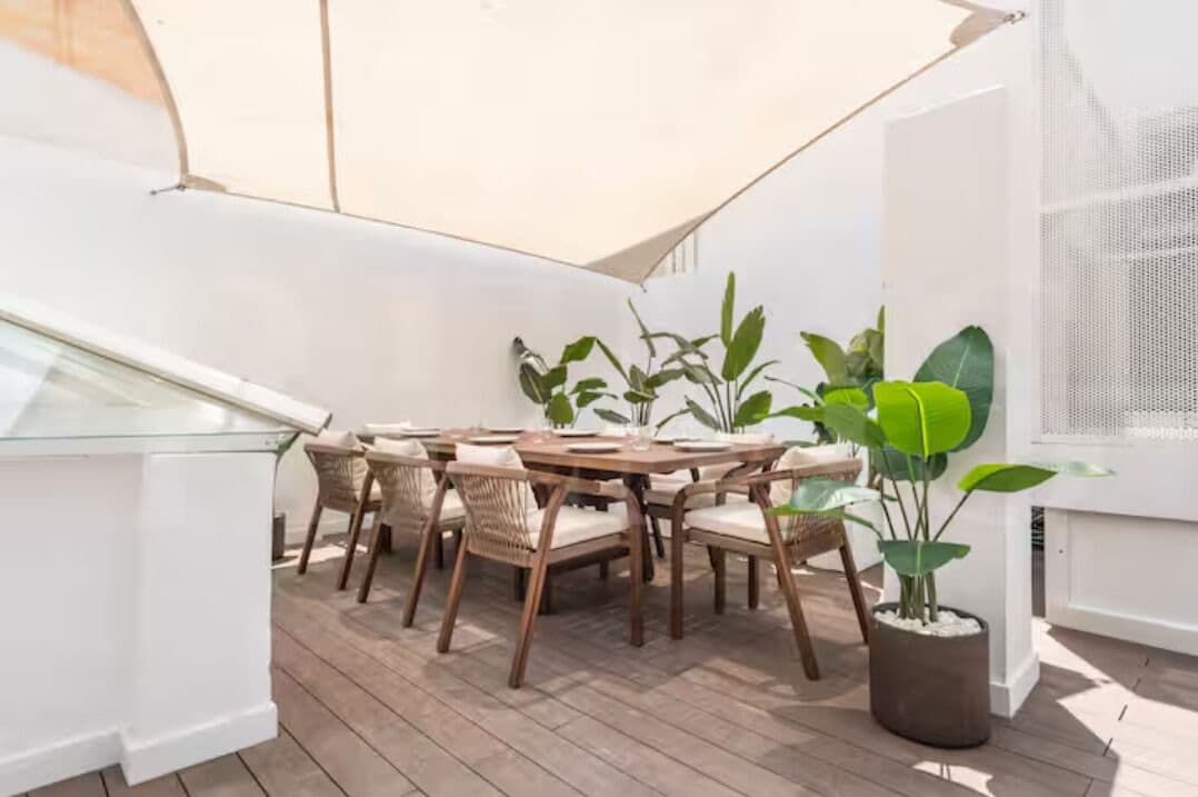 Comfort Penthouse, 3 Bedrooms | Outdoor dining