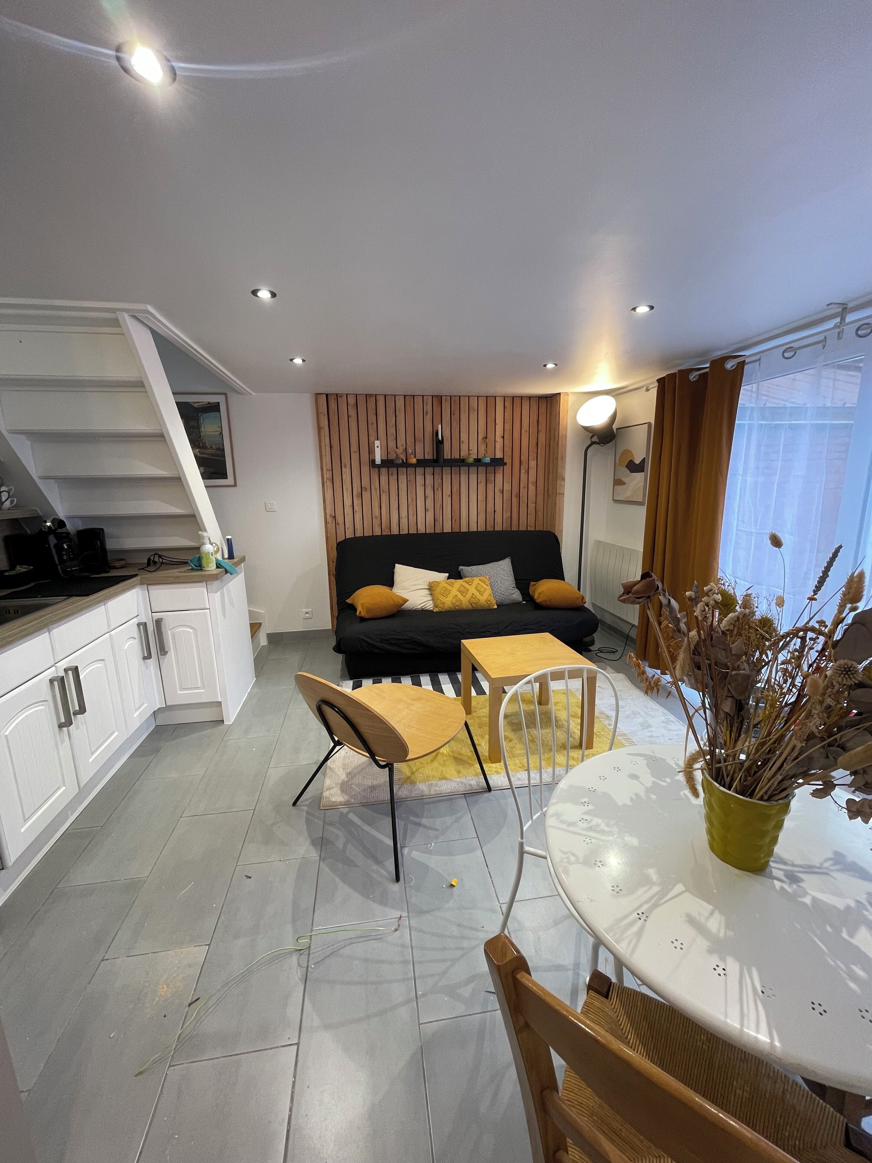 リビング  エリア