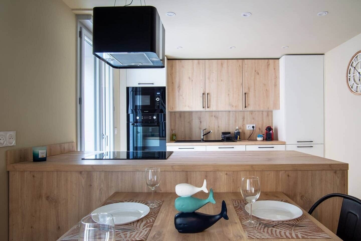 Refrigerador, microondas, horno y lavavajillas 