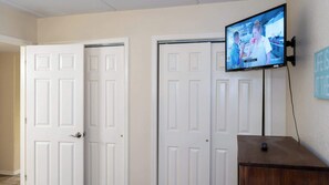 Apartment, Mehrere Betten, Balkon, Gartenblick (Habitat #N) | Innenbereich