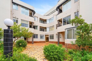 Apartment (1 Bedroom) | Interior - Fairmont 22 on Hof (Cape Town)
