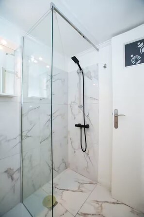 House | 1 bedroom - Athens Central Jacuzzi Retreat (Athens)