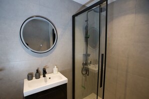 House, Smoking | 1 bedroom - Mocha Acropolis View Apartment (Athens)