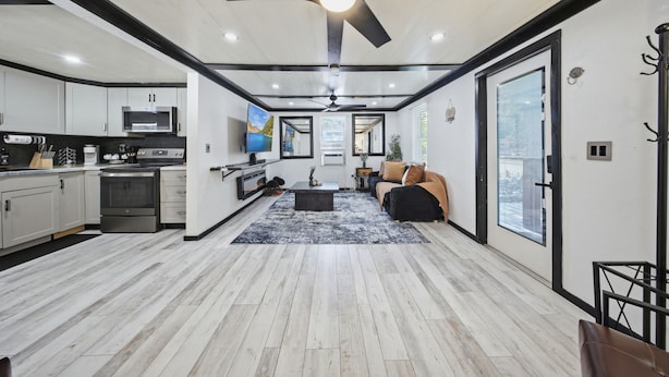 Unclassified image, 1 of 35, button - Modern Oasis in Orlando | Private Yard | Cabana (Orlando)