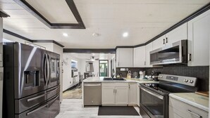 Unclassified image, 5 of 35, button - Modern Oasis in Orlando | Private Yard | Cabana (Orlando)