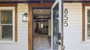 Unclassified image, 2 of 35, button - Modern Oasis in Orlando | Private Yard | Cabana (Orlando)