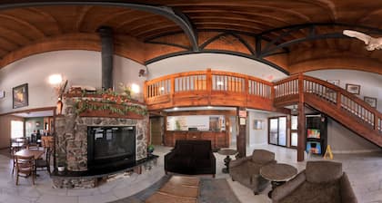 Coratel Plus Suites by Jasper Black River Falls