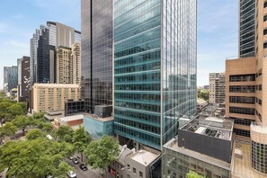 Exterior - Oaks Melbourne on Lonsdale Suites (Melbourne)