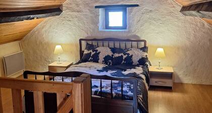 Maison de campagne avec jardin privé sur le terrain d'une ferme bio