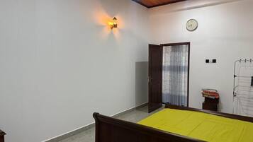 Comfort House, Balcony, Garden View