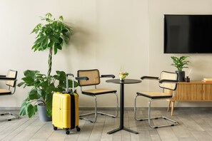 Sala de estar en el lobby