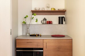 Standard Studio Kitchenette | 私人简易厨房 | 公用冰箱、公用微波炉、茶具/咖啡用具