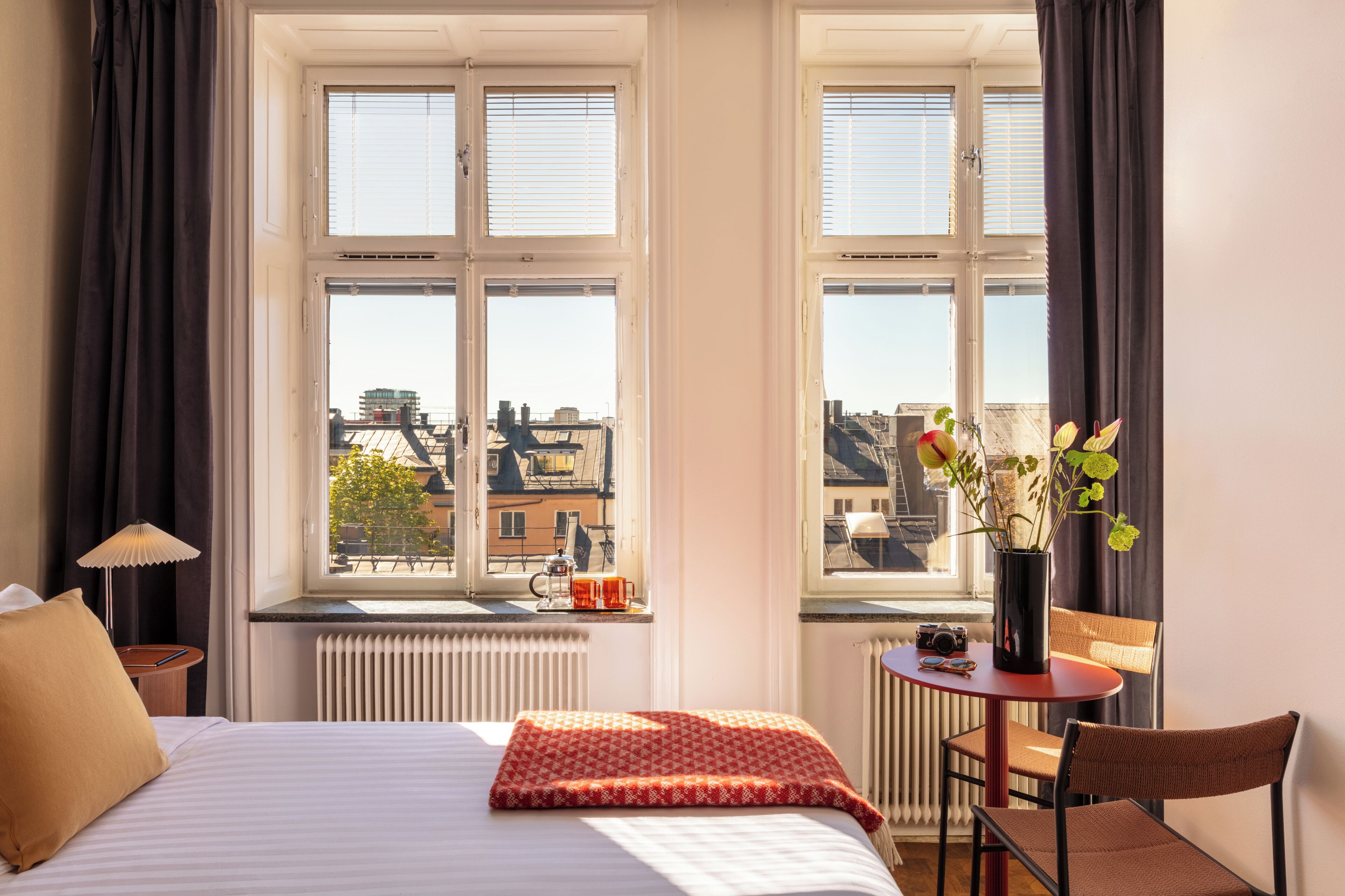 Standard Studio Kitchenette | Laptopgeeigneter Arbeitsplatz, Bügeleisen/Bügelbrett, kostenloses WLAN