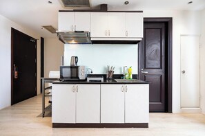 Căn hộ Deluxe, 1 phòng ngủ, ban công, quang cảnh thành phố | Bếp riêng