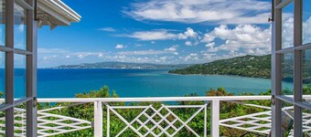 Private 2BR Open-air Villa Panoramic Views Pool