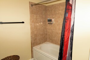 House, 1 Bedroom | Bathroom - Fair and Walker (Atlanta)