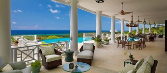 Expansive 6BR Estate Panoramic Sea Views Pool Resort Access