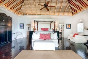 Room - Luxury 8BR Hilltop Villa Sweeping Sea Views Private Pool (Montego Bay)