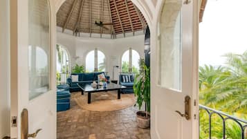 House, Accessible | 6 bedrooms, Internet